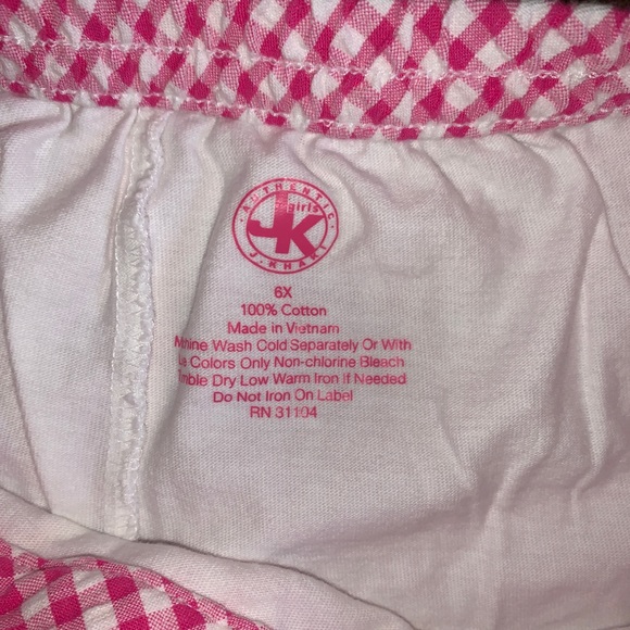 Pink and white skirt - Picture 2 of 2